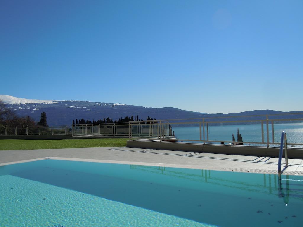 Residence Il Poggio Al Sole Toscolano Maderno Exterior foto